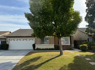 12115 Adirondack Ave, Bakersfield, CA 93312