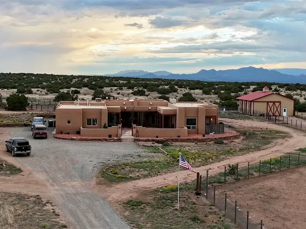 15 Silver Saddle, Lamy, NM 87540