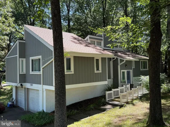 1101 Aquia Dr, Stafford, VA 22554