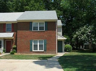111 Kingsbridge Ln, Yorktown, VA 23692