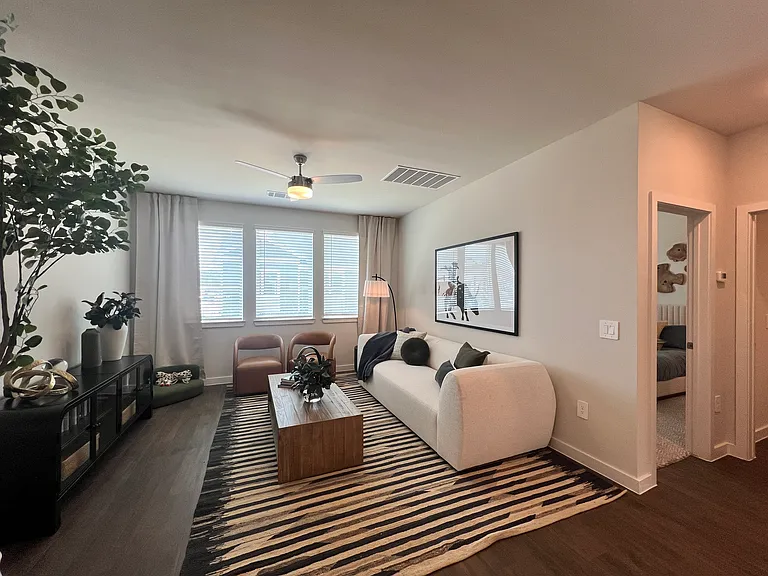 Gaston Dr — Photo 2