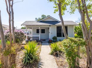 1738 Lee Hall St #B, San Antonio, TX 78201