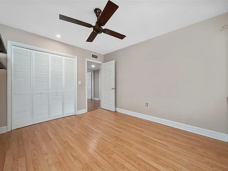 5973 Windhover Dr #E06 — Photo 19