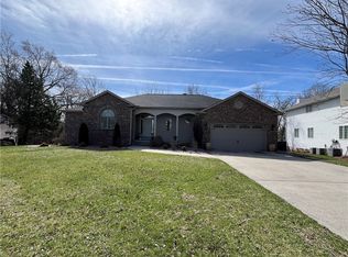 1182 Wedgewood Ct, Decatur, IL 62526