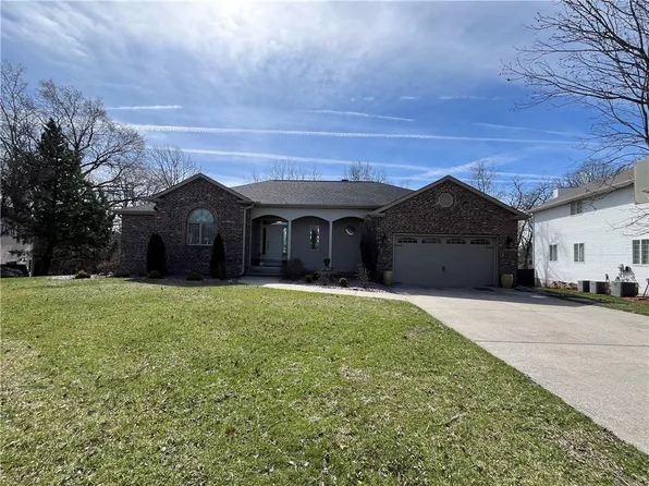 1182 Wedgewood Ct, Decatur, IL 62526