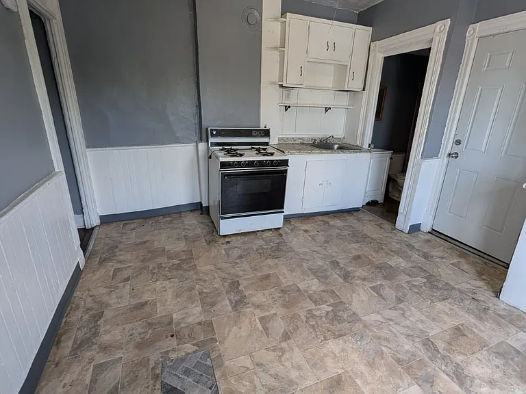 734 Walden Ave #2 — Photo 3
