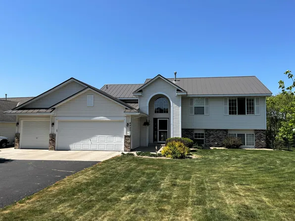 4990 River Oaks Rd, Rockford, MN 55373