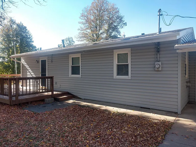 940 Judson St — Photo 24