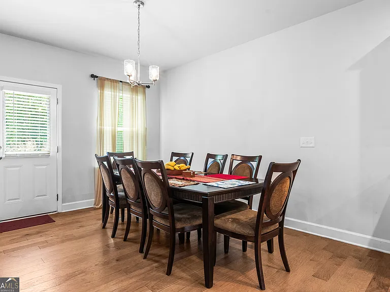 5467 Fountain Head Ln — Photo 11