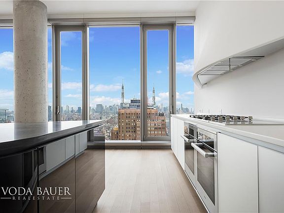 5th image of 56 Leonard St APT 38W