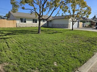 824 S Laspina St, Tulare, CA 93274