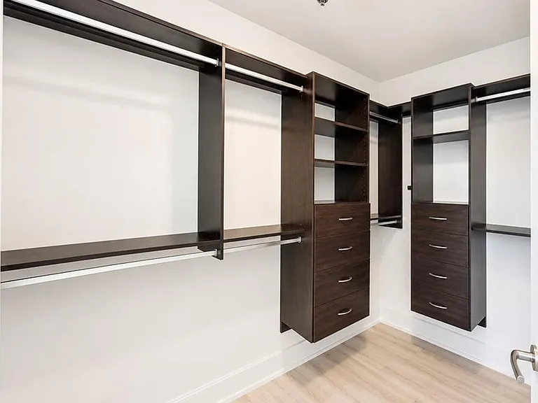 1080 Peachtree St NE #3403 — Photo 17