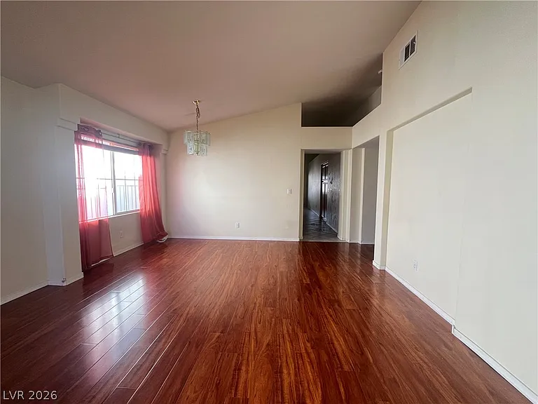 7925 Fall Harvest Dr — Photo 3