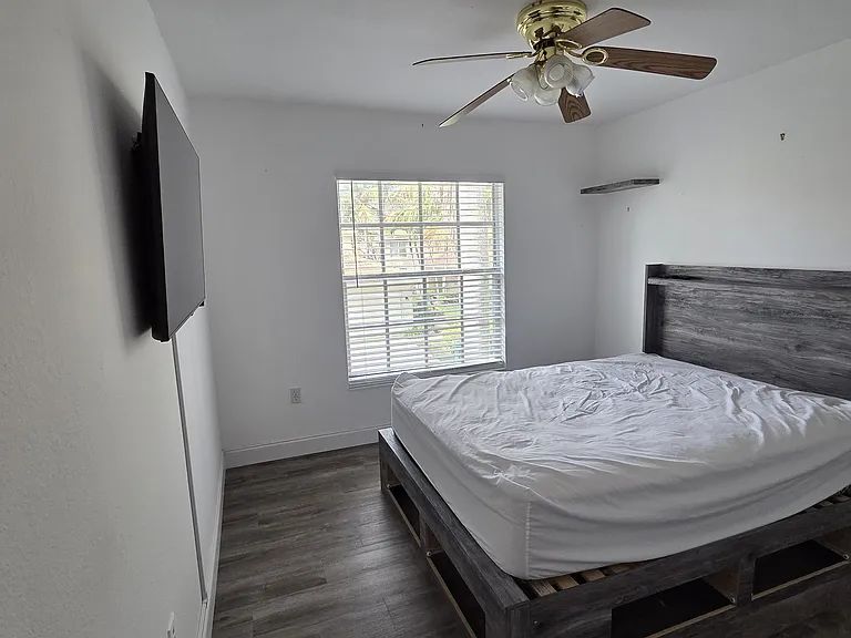 330 Dover Pl #203 — Photo 11