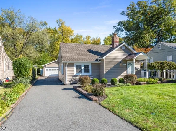 62 Lake Shore Dr, Parsippany-Troy Hills Twp., NJ 07034