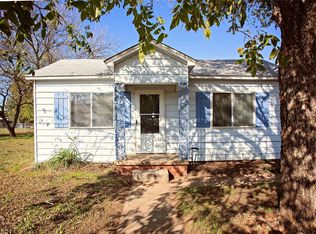 612 SW 19th St, Mineral Wells, TX 76067