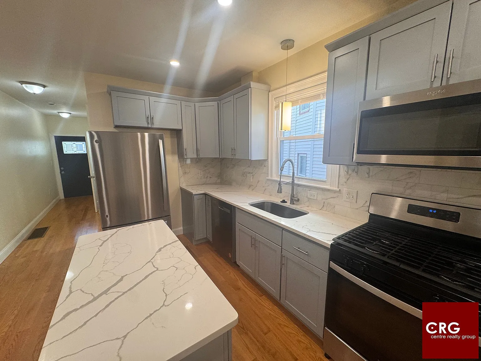 15 Windsor Rd — Photo 2