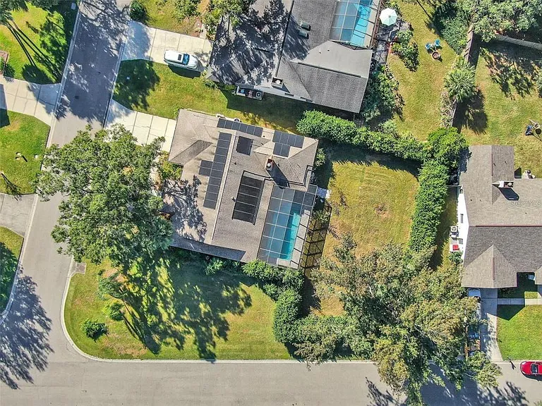 1702 Horseshoe Dr — Photo 32