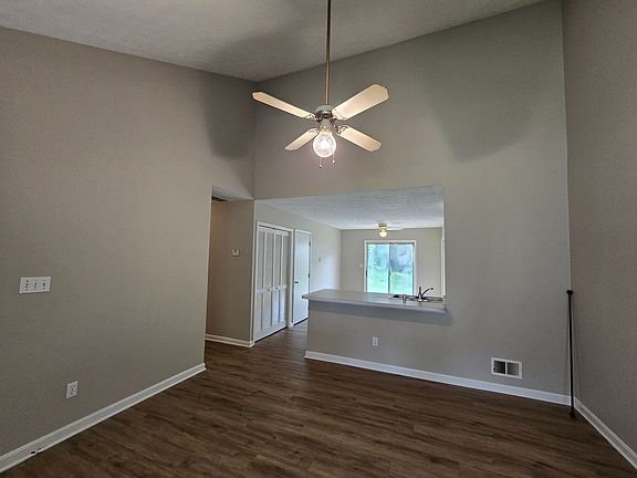 2nd image of 3712 Locust Ave