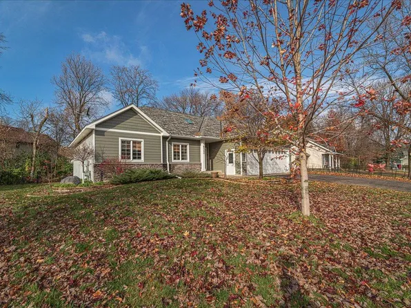 8342 Narcissus St, Victoria, MN 55386