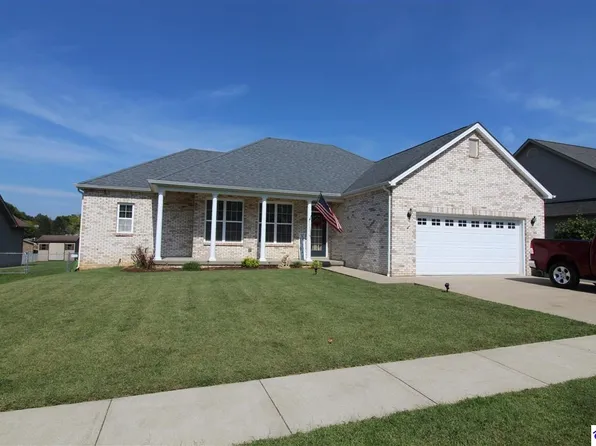 106 Maxwell Ct, Vine Grove, KY 40175