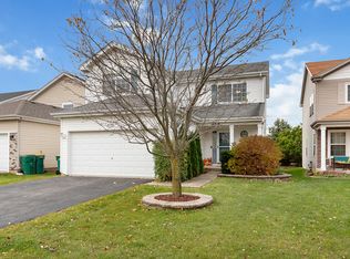 16748 S Parker Ridge Dr, Lockport, IL 60441