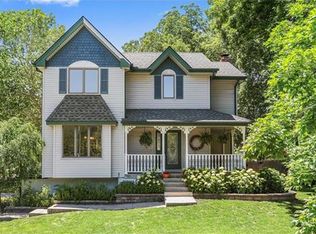 8520 N Troost Ave, Kansas City, MO 64155