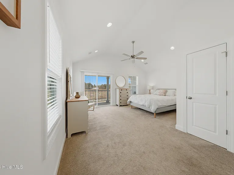 4744 Siddons Dr — Photo 21
