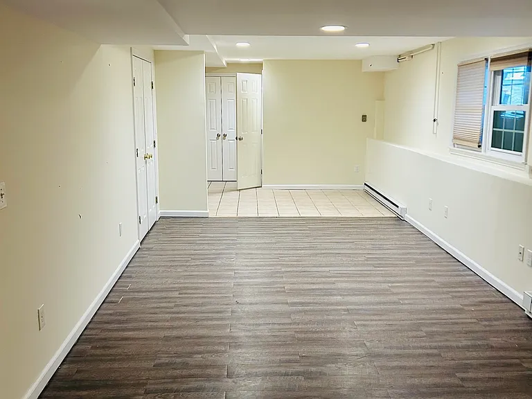 82 Sunrise Ave #82 — Photo 11