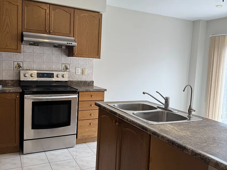 58 Brentcliff Dr #UPPER — Photo 20