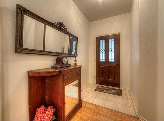 5th image of 1904 Timberwood Dr