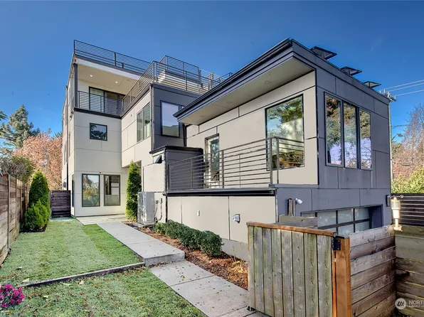 3050 27th Avenue W, Seattle, WA 98199