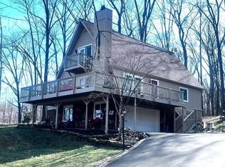 724 Drury Rd, Carbondale, IL 62902