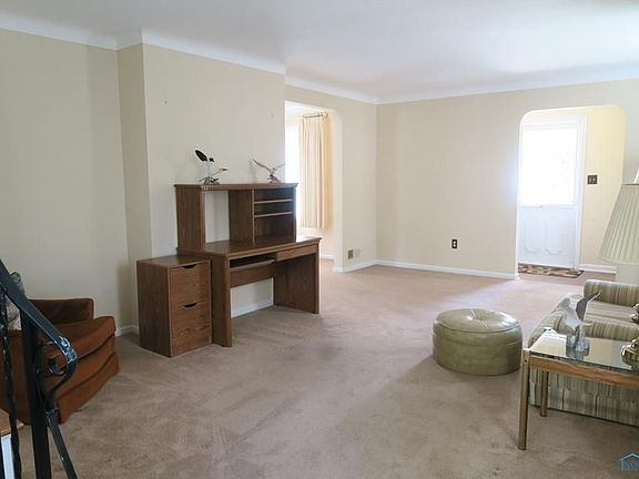 3rd image of 2923 Gunckel Blvd