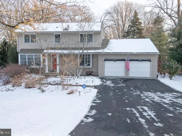 2114 Stackhouse Dr, Yardley, PA 19067