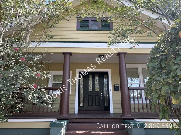 1 E Victory Dr, Savannah, GA 31405