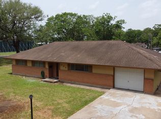703 Ellis St, Sweeny, TX 77480