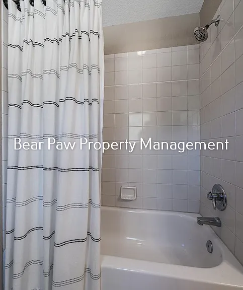 24847 Richmond Hill Rd — Photo 15