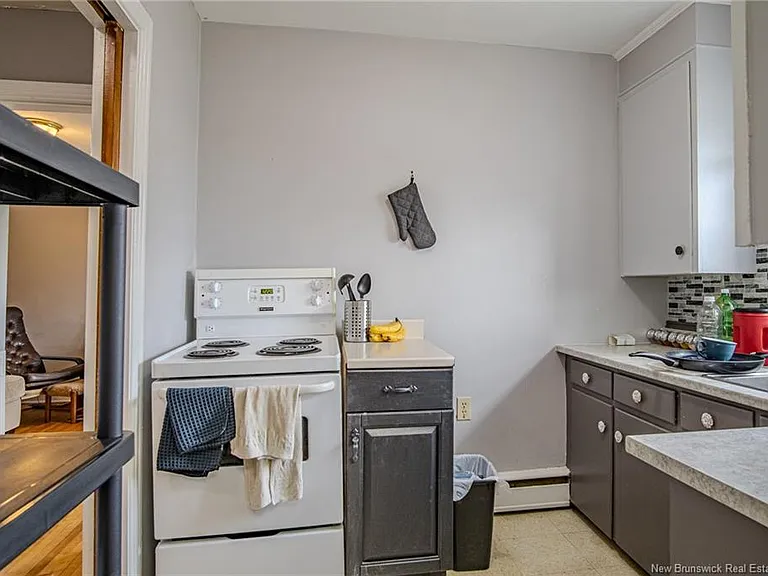49 Quinton Ave — Photo 27