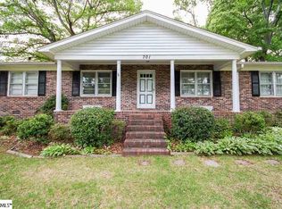 701 Avon Dr, Taylors, SC 29687