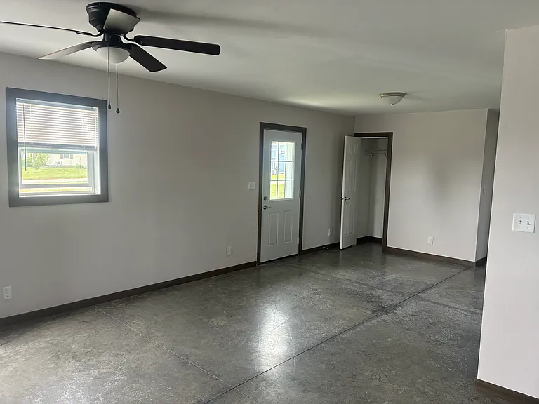 788 Tam St — Photo 4