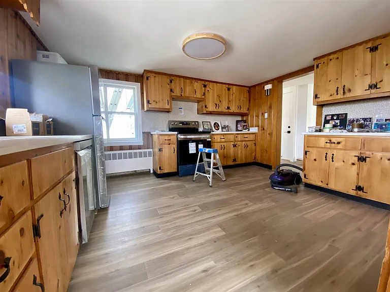 35 Gore St #3 — Photo 11