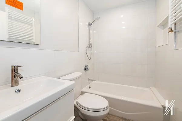 Rented by Compass | media 12