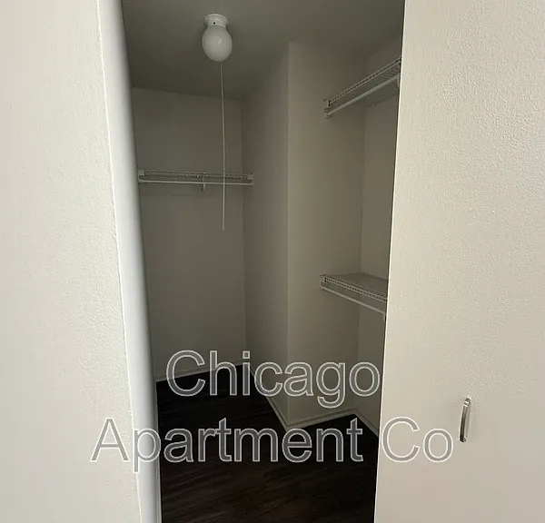 1154 N Dearborn St #510 — Photo 7