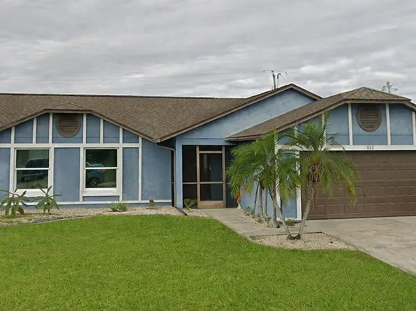32 NE 13th Pl, Cape Coral, FL 33909