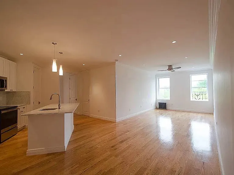 101 Ocean Pkwy #6B — Photo 1