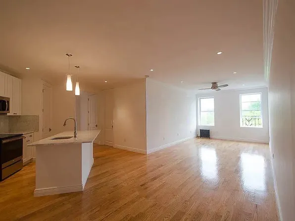 101 Ocean Parkway image 1 of 14