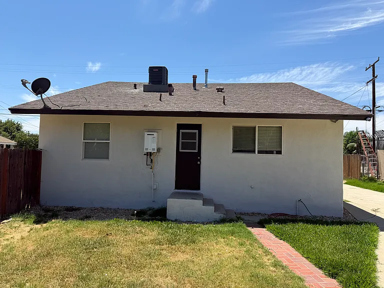 11203 Roswell Ave — Photo 19