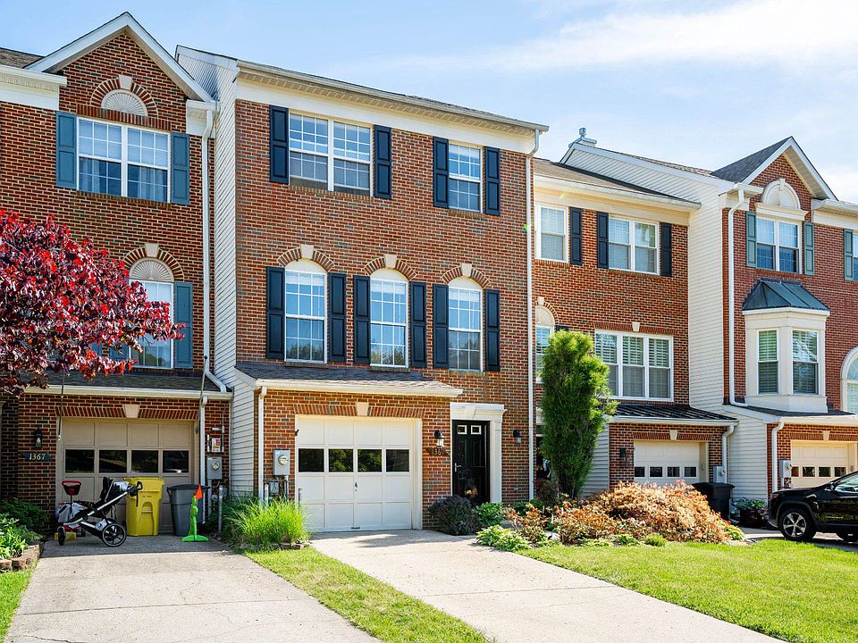1st image of 1369 Escapade Ct
