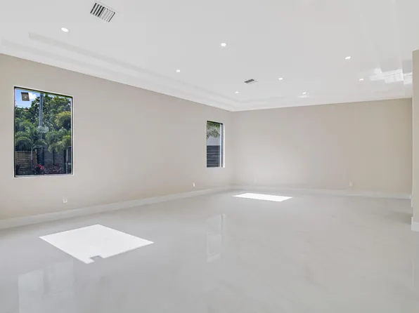 2929 Lorene Drive, Palm Springs, FL 33461